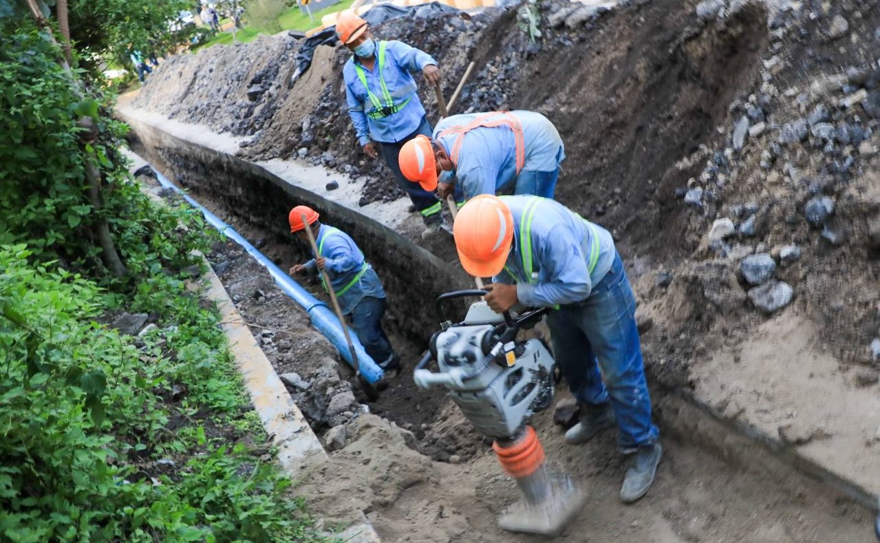 ANDA sustituye 120 metros de tuberías sobre carretera del Puerto de La Libertad anda-sustituye-120-metros-de-tuberias-sobre-carretera-del-puerto-de-la-libertad